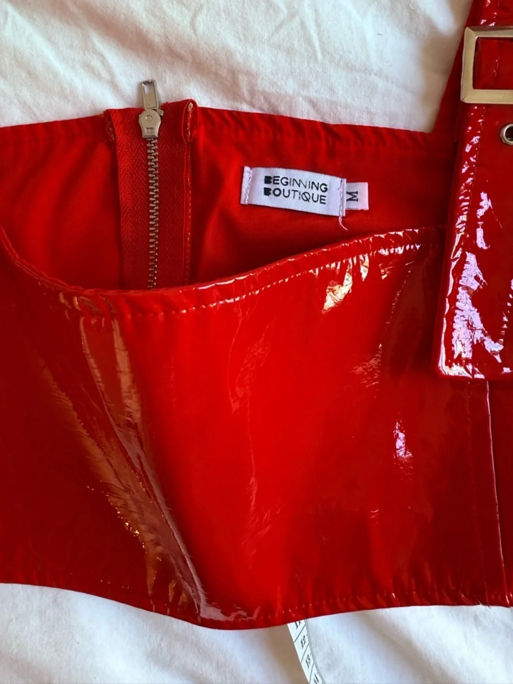 Red Patent Leather Corset Crop Top Buckle Strap Vinyl Bustier M - Picture 4 of 8